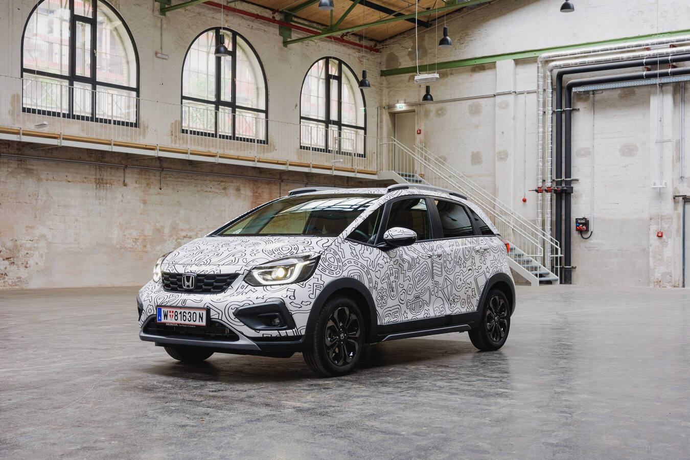 Honda Jazz 25 éves évforduló - jubileumi hibrid kisautó az úton