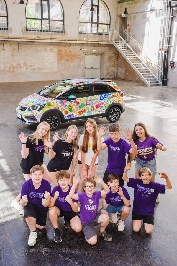Honda Jazz 25 éves évforduló - jubileumi hibrid kisautó az úton